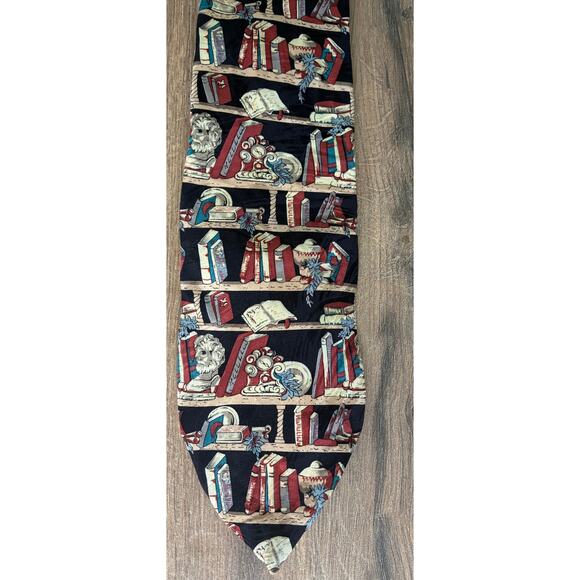 Museum Artifacts Silk Tie Books - Picture 3 of 6